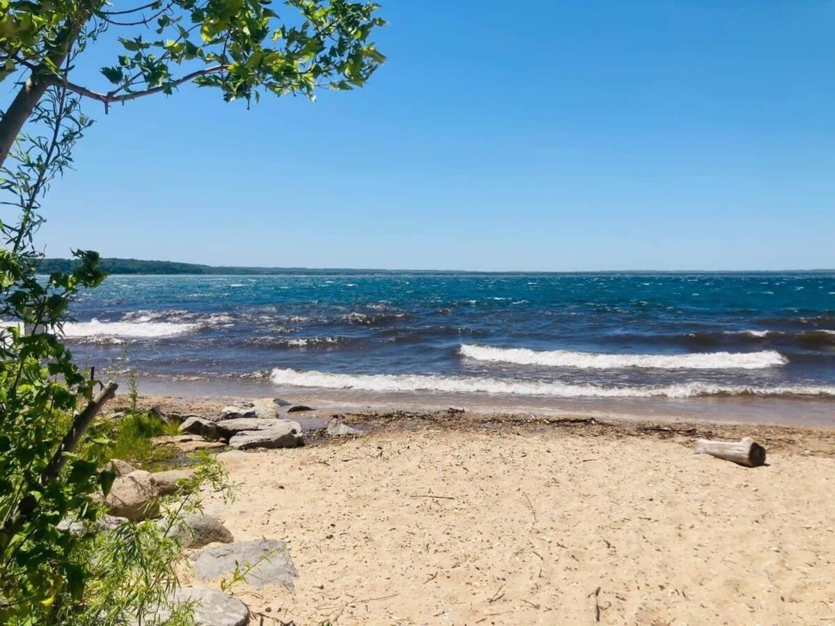 Downtown Traverse City Condo - Capri 209 Ngoại thất bức ảnh